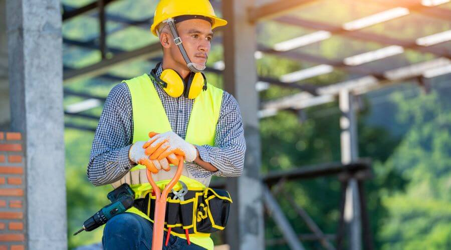 Expert flood damage restoration services in Robinson Creek, KY